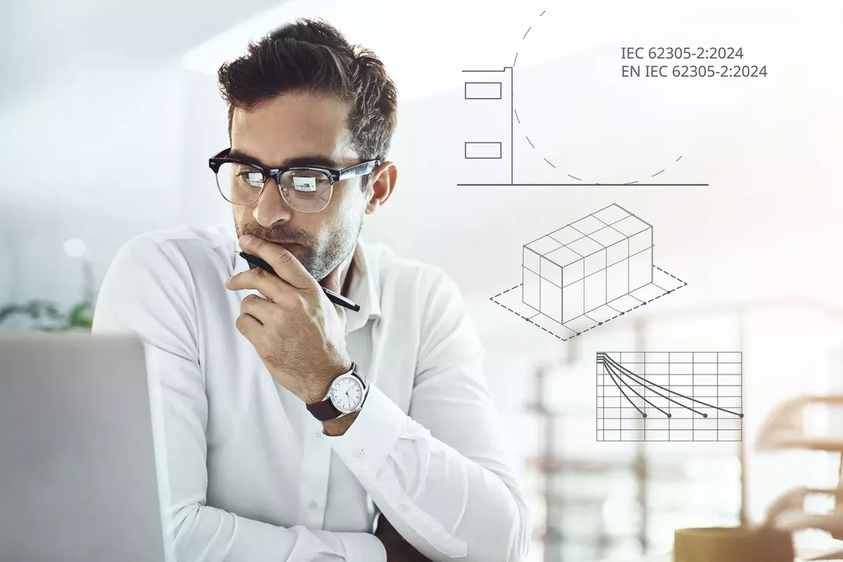 A person looking at the screen of a laptop. 